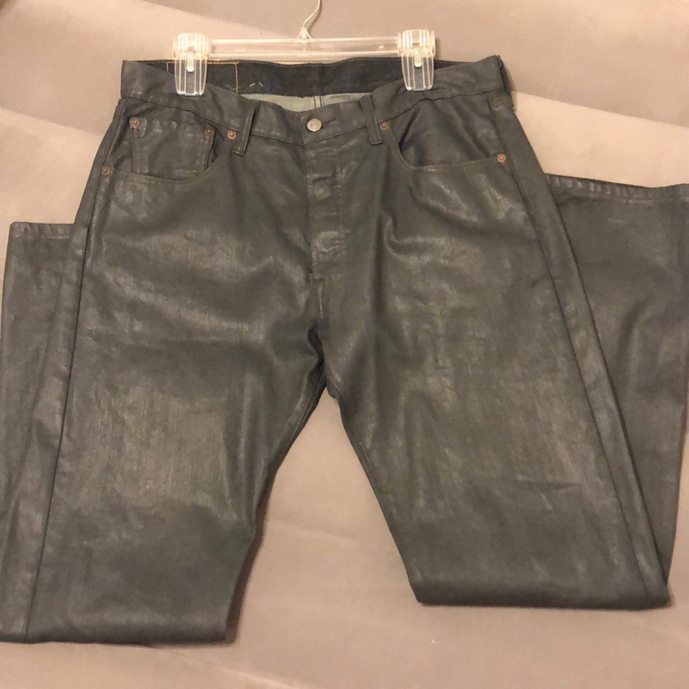 Men’s Levi jeans